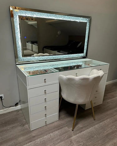 La Coiffeuse HomeLuxury - Blanche Vitré 150cm avec 13 tiroirs