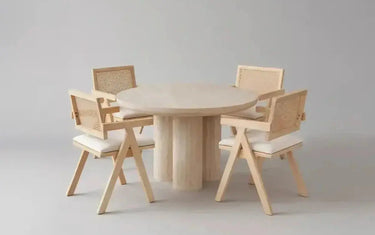 Table à manger ronde : 10 idées design pour un espace convivial et chic 